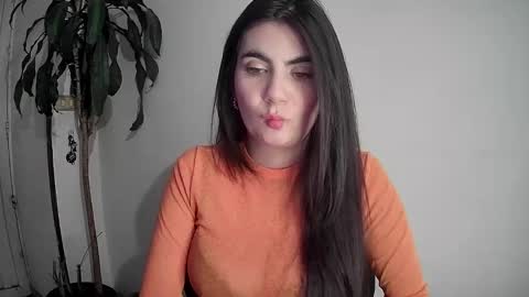 Silvie online show from 12-07-24, 01:14
