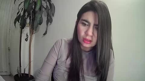 Silvie online show from 12-11-24, 11:43