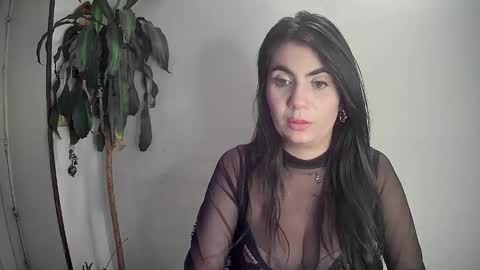 Silvie online show from 01-03-25, 02:43