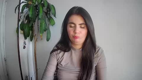 Silvie online show from 01-07-25, 08:31