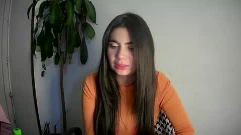 Silvie online show from 01-16-25, 03:23