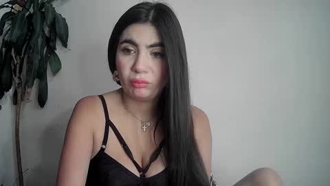 Silvie online show from 01-31-25, 11:24