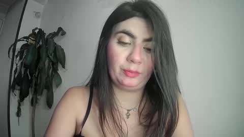 Silvie online show from 02-06-25, 12:11