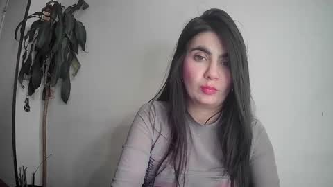 Silvie online show from 02-20-25, 05:44