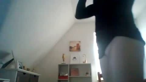 silviedwt online show from 06-27-26, 05:29