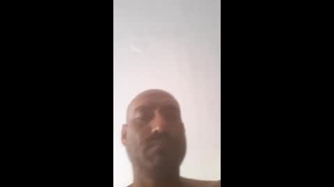 Snapshot of simentalrosales713 chatting on 05-24-26, 03:28 simentalrosales713 online show from 05-24-26, 03:28