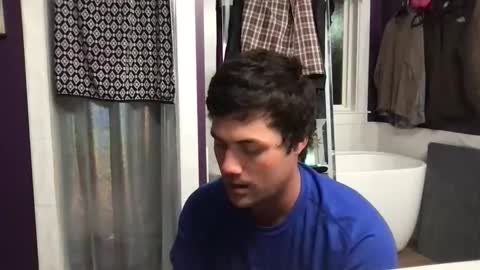 Snapshot of simi136 chatting on 03-21-26, 03:22 simi136 online show from 03-21-26, 03:22