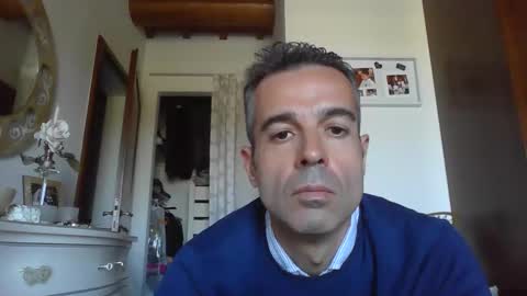 Snapshot of simmeturbate chatting on 10-14-25, 10:27 Italiandaddyitalydickassbottomassholecomshowmasturbatenudeboyitalyatleticcutemuscolarhardcockdickboy online show from 10-14-25, 10:27