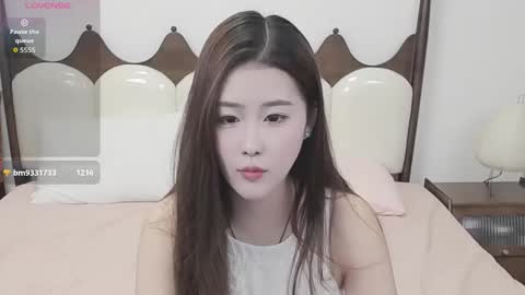 Snapshot of simonastephanie chatting on 10-29-25, 01:46 simonastephanie online show from 10-29-25, 01:46