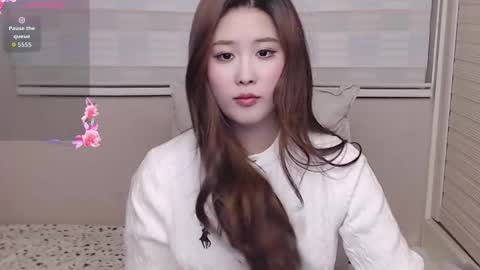 Snapshot of simonastephanie chatting on 11-23-25, 04:18 simonastephanie online show from 11-23-25, 04:18