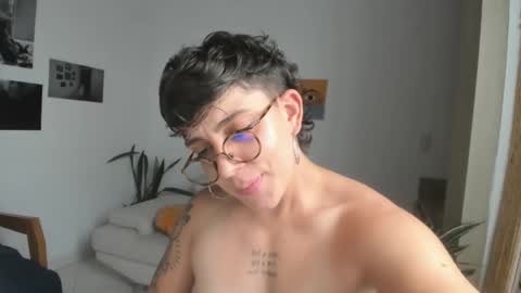 Snapshot of simone_4201 chatting on 12-02-24, 09:06 Sim. online show from 12-02-24, 09:06