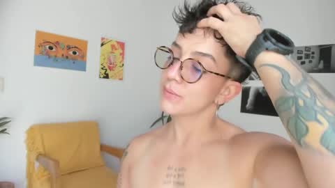 Snapshot of simone_4201 chatting on 01-30-25, 07:26 Sim. online show from 01-30-25, 07:26