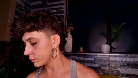 Snapshot of simone_4201 chatting on 03-03-25, 11:24 Sim. online show from 03-03-25, 11:24