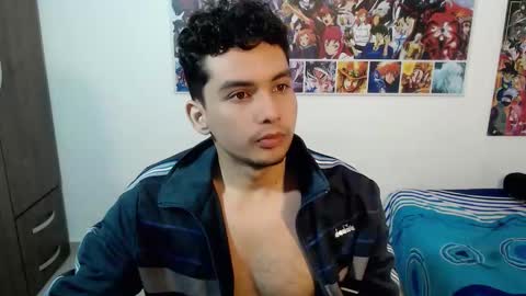 Snapshot of simone_vice chatting on 10-15-25, 10:15 simone vice online show from 10-15-25, 10:15