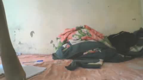 Snapshot of simonettee chatting on 11-06-25, 04:46 simonettee online show from 11-06-25, 04:46