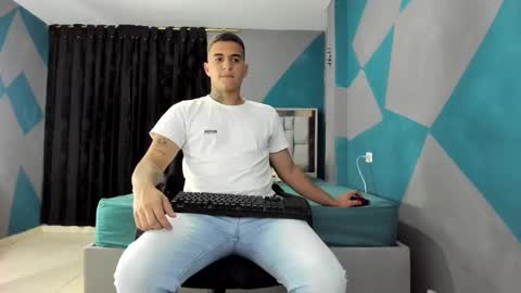 SIMON KELER online show from 03-05-25, 01:10