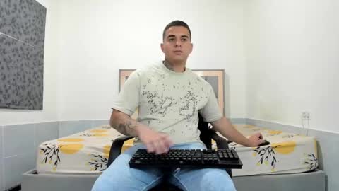 SIMON KELER online show from 05-15-26, 11:45