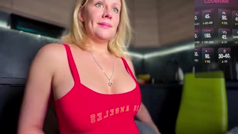 A present for me  online show from 03-30-26, 07:04