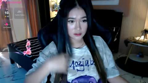 Adrianna Fowler online show from 02-06-26, 01:43