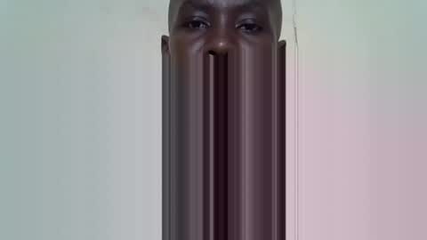 Snapshot of simplyloy33 chatting on 09-18-25, 12:18 simplyloy33 online show from 09-18-25, 12:18