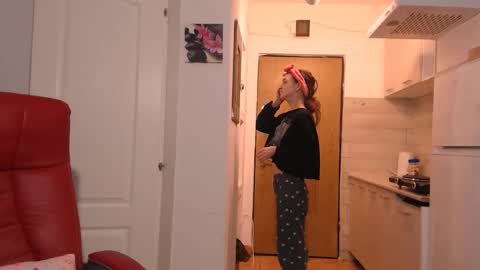 simyhvn online show from 02-16-26, 05:36