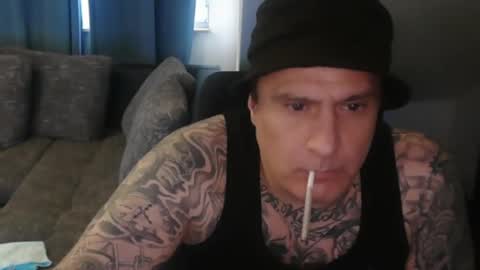 sinalco1975 online show from 11-09-25, 08:34