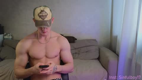 Snapshot of sinffuly chatting on 12-23-24, 09:16 Richard online show from 12-23-24, 09:16