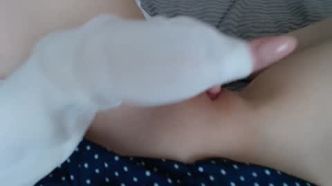 Snapshot of single_fox_4u chatting on 11-04-25, 08:02 Lina online show from 11-04-25, 08:02