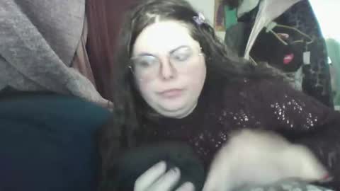 Siofra online show from 03-04-25, 07:51