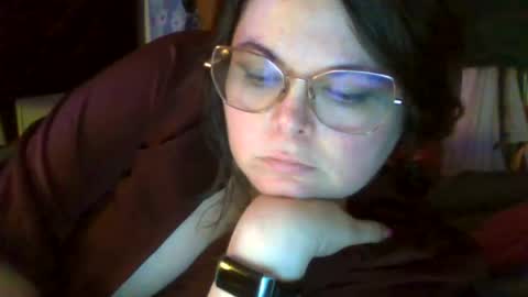 Siofra online show from 10-15-25, 09:53