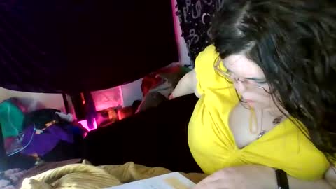 Siofra online show from 04-30-26, 02:51