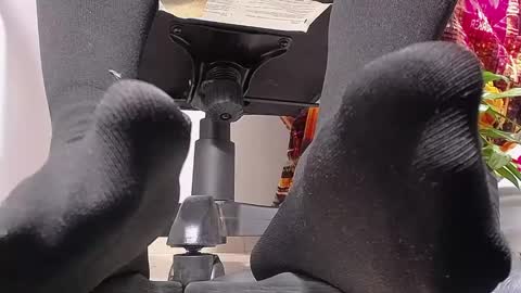 Snapshot of sir_kev66 chatting on 01-06-25, 03:20 only foot worshipers here online show from 01-06-25, 03:20