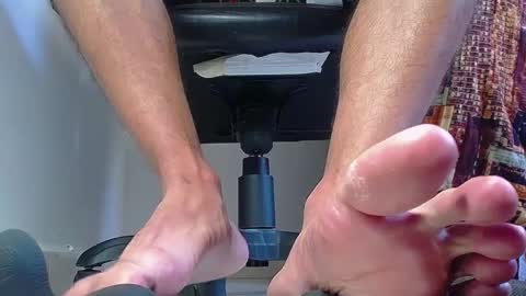 Snapshot of sir_kev66 chatting on 02-20-25, 09:31 only foot worshipers here online show from 02-20-25, 09:31