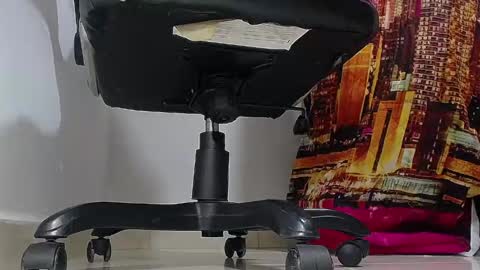 Snapshot of sir_kev66 chatting on 02-25-25, 01:30 only foot worshipers here online show from 02-25-25, 01:30