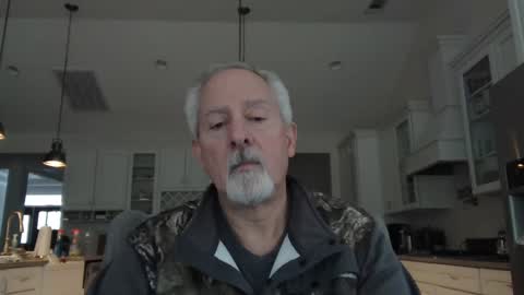 Snapshot of sir_lust_alot chatting on 12-15-24, 05:42 Don Roberto online show from 12-15-24, 05:42