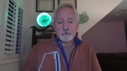 Snapshot of sir_lust_alot chatting on 10-19-25, 11:11 Don Roberto online show from 10-19-25, 11:11