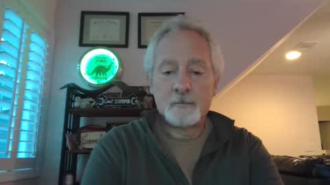 Snapshot of sir_lust_alot chatting on 11-09-25, 10:08 Don Roberto online show from 11-09-25, 10:08