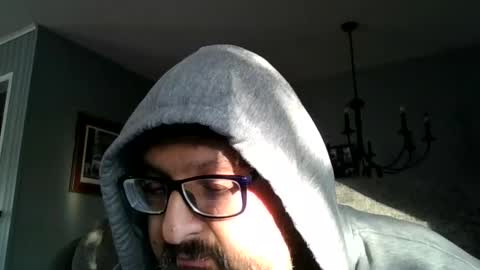 Snapshot of sirmike80 chatting on 11-03-25, 12:39 SirMike80 online show from 11-03-25, 12:39