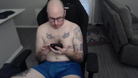 Snapshot of sirscotty831 chatting on 01-11-25, 12:44 Sir Scotty online show from 01-11-25, 12:44