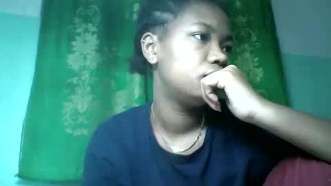 sisih567089 online show from 09-17-25, 03:52