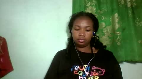 sisih567089 online show from 10-28-25, 07:23