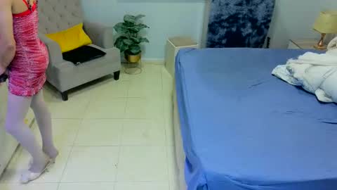 D i f a  Ana Arbeh shemale online show from 03-21-26, 07:13