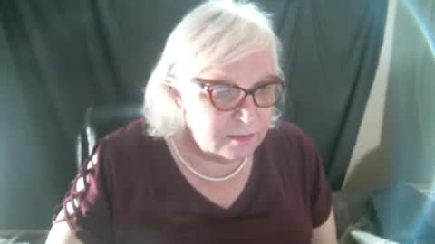 Snapshot of sissydianetx chatting on 12-05-24, 12:30 Sissy Diane online show from 12-05-24, 12:30