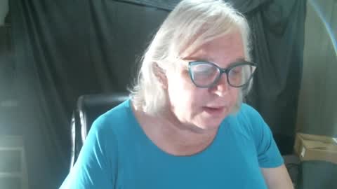 Snapshot of sissydianetx chatting on 02-11-25, 12:38 Sissy Diane online show from 02-11-25, 12:38