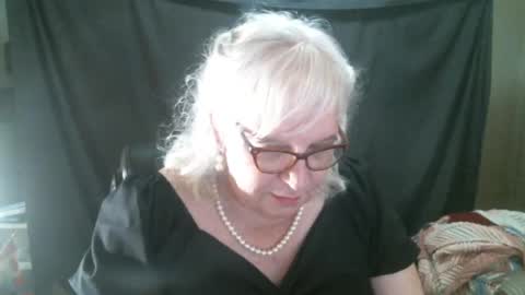 Snapshot of sissydianetx chatting on 09-11-25, 11:38 Sissy Diane online show from 09-11-25, 11:38