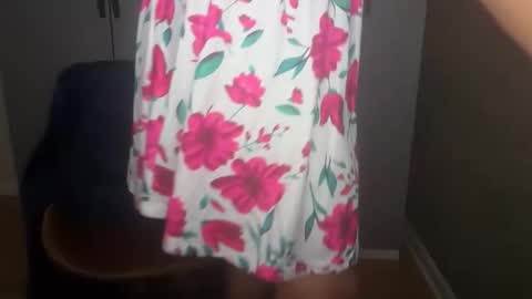 Snapshot of sissymaddieee chatting on 02-18-26, 05:31 sissymaddieee online show from 02-18-26, 05:31