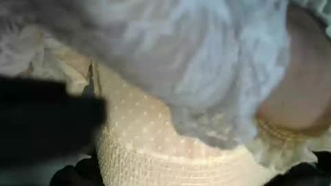 Snapshot of sissypaul200 chatting on 09-21-25, 10:39 sissypaul online show from 09-21-25, 10:39