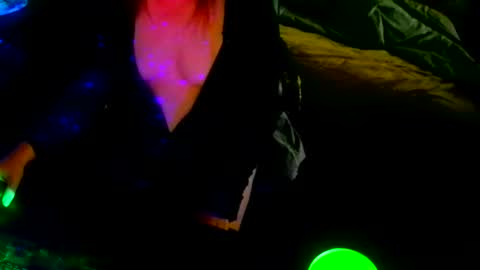 red online show from 10-03-25, 10:34