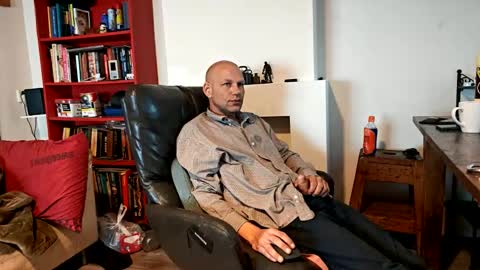 Petra online show from 03-30-26, 05:36