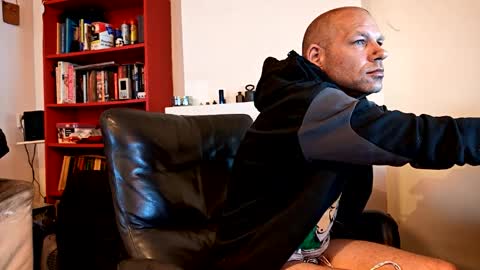 Petra online show from 04-17-26, 06:55